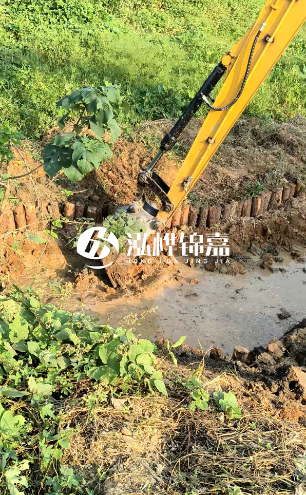 德州河道清淤專業(yè)施工-打完松木樁后為何需要立即清理淤泥？