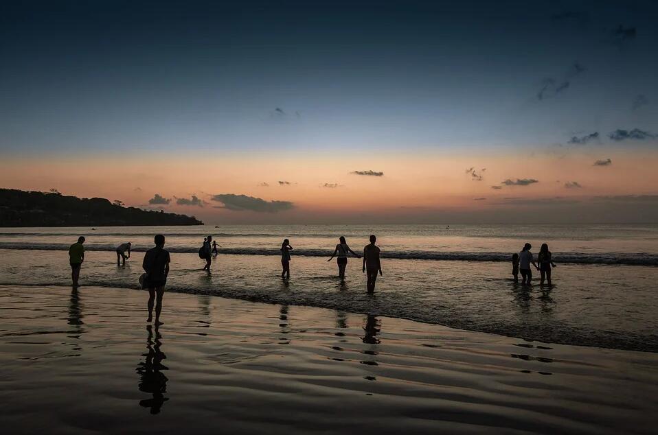 深圳公司注冊(cè)｜公司經(jīng)營(yíng)不善，零申報(bào)、轉(zhuǎn)讓和注銷(xiāo)選擇哪個(gè)好？