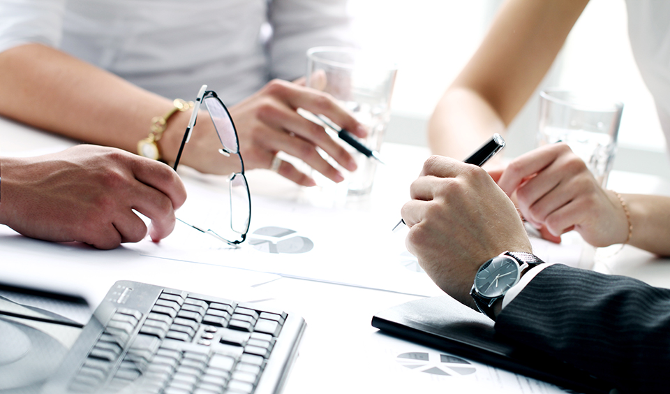 開曼公司要滿足哪些條件，才能開設離岸賬戶?