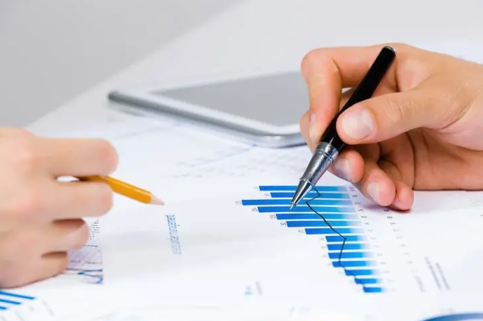 香港公司未按時年審，超期產(chǎn)生罰款了怎么辦