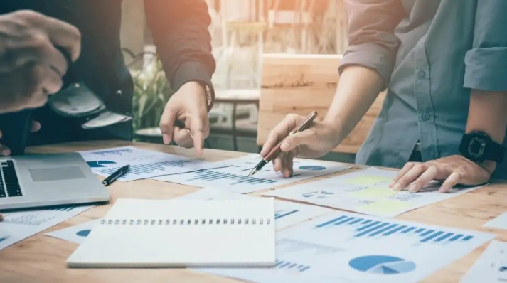 真實(shí)現(xiàn)金補(bǔ)貼，深圳前?！皫推?2條”為企業(yè)解難