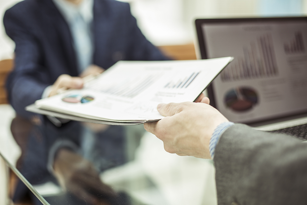 香港公司開戶的應(yīng)對(duì)措施，大陸人香港開戶的優(yōu)缺點(diǎn)